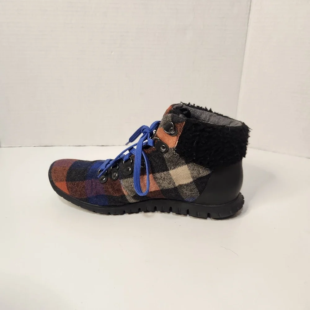 Cole Haan Womens‎ ZEROGRAND Hiker Boot Blue Plaid Womens Size 8B